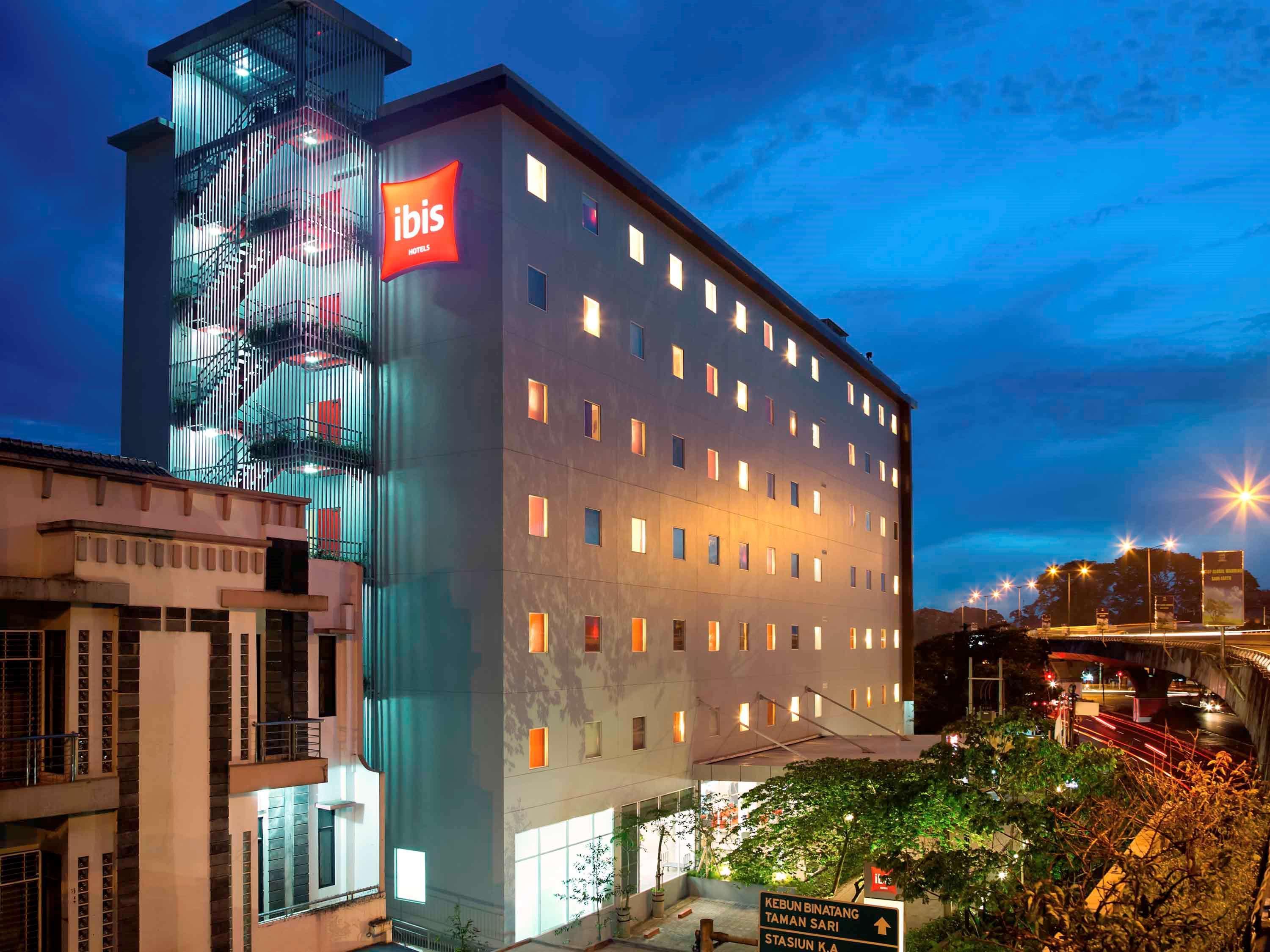 Hotel Ibis Bandung Pasteur Zewnętrze zdjęcie